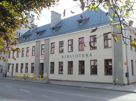Miejska Biblioteka Publiczna od frontu
